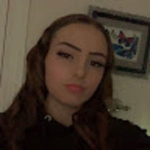 Meet your Posher, Emelia